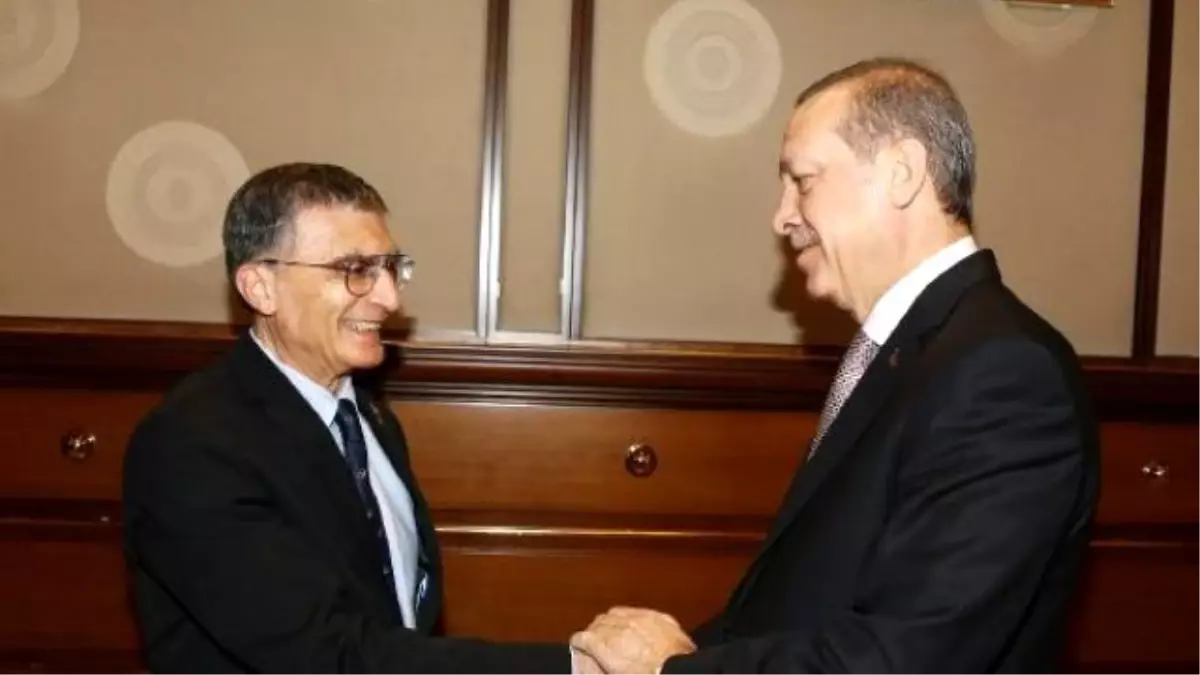 Nobel Kimya Ödülü Sahibi Aziz Sancar Cumhurbaşkanlığı Sarayı\'nda