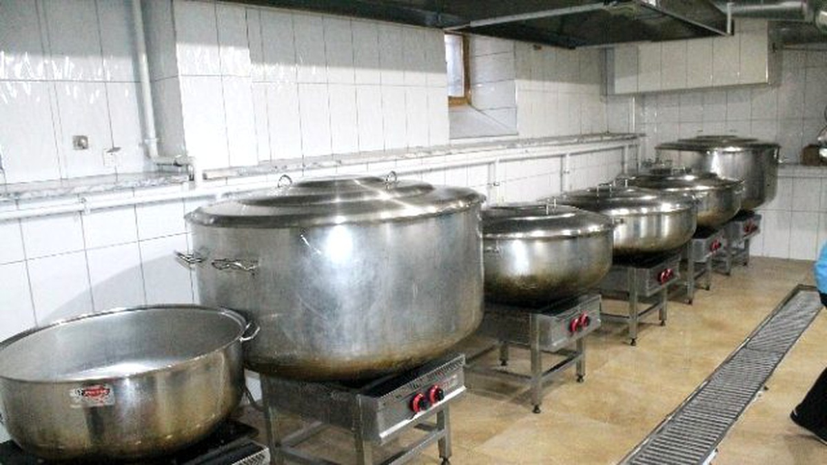 Öğrmetnevi Günlük 4 Bin Kişiye Yemek Hizmeti Veriyor