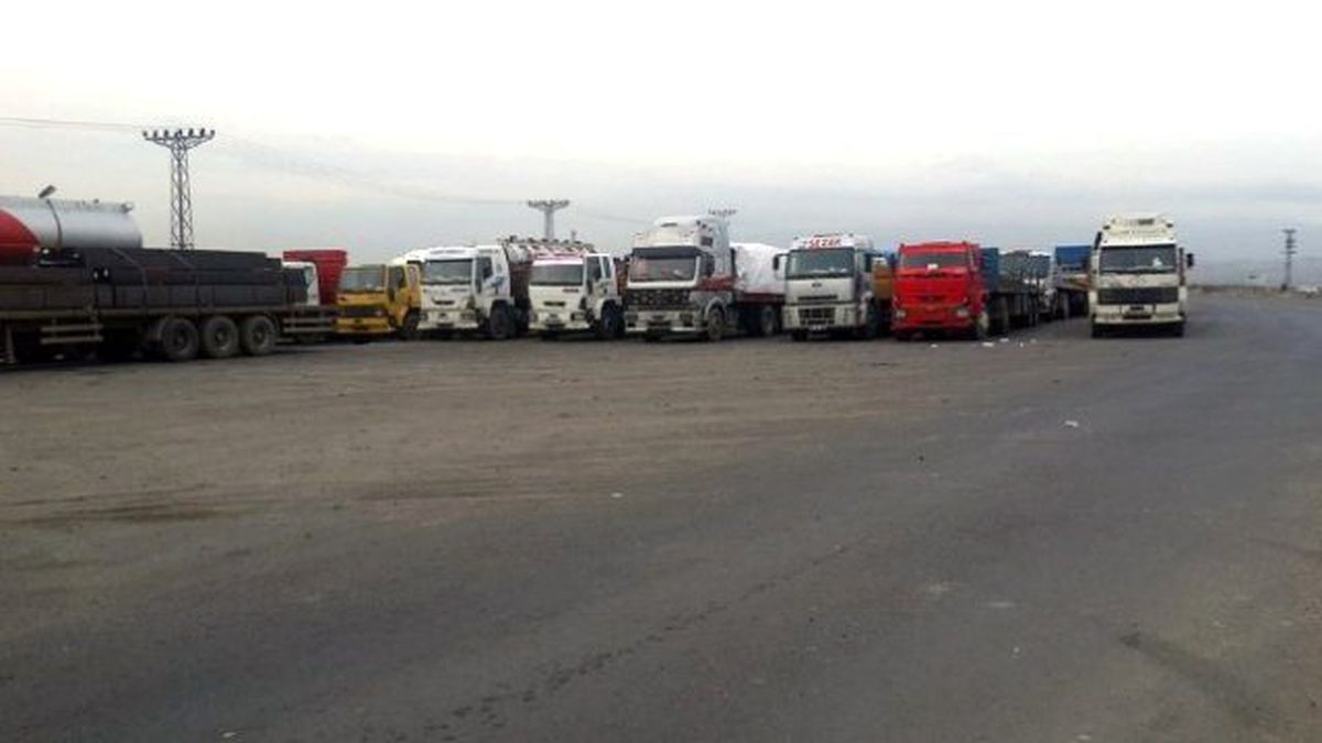 Habur Sınır Kapısı\'ndan Giriş ve Çıkışlar Durduruldu