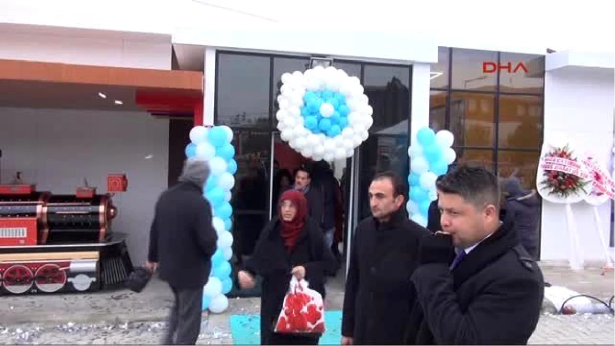 Sivas\'ta Çocuk Oyun ve Eğlence Merkezi Açıldı