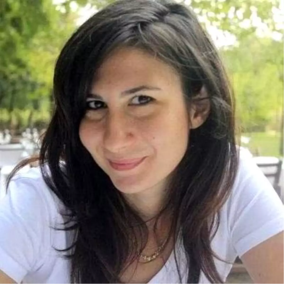 Tuğrul Türkeş'in Doktor Kızı Başhekim Yardımcısı Oldu