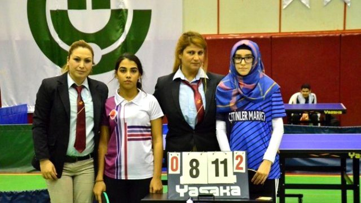 Adana\'da Okullararası Gençler Masa Tenisi Müsabakaları