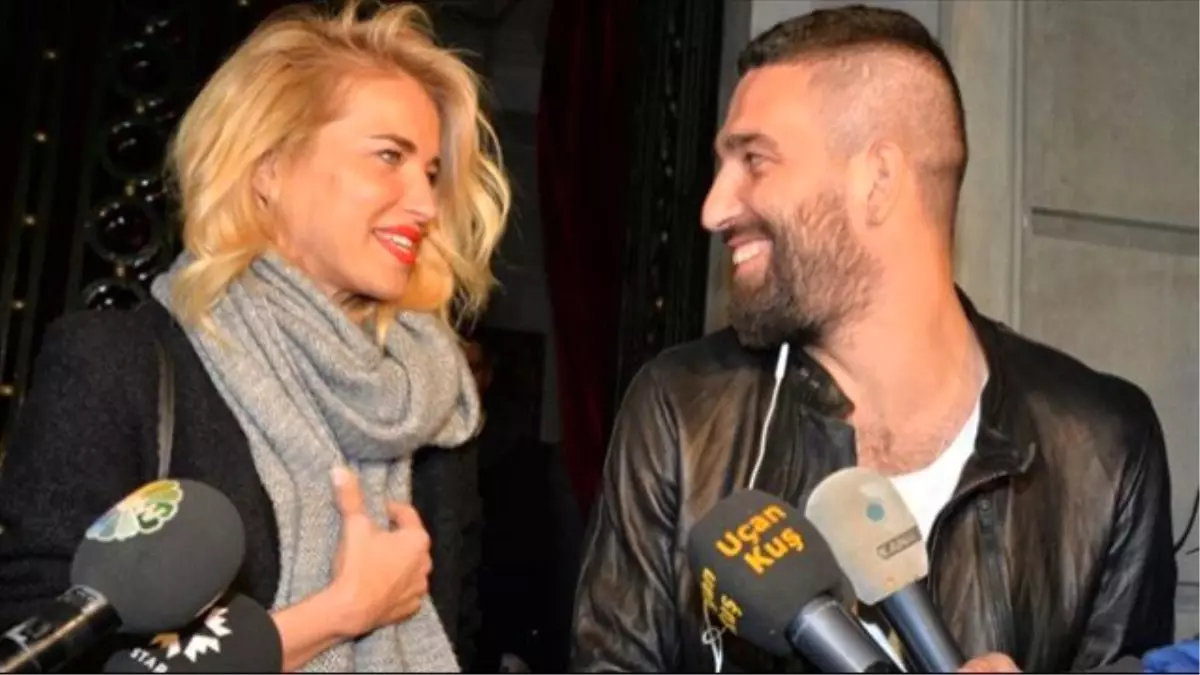 Arda Turan, Burcu Esmersoy\'u Instagram\'dan Sildi