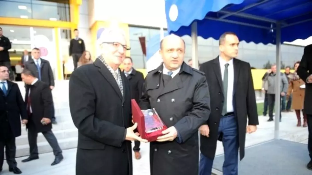 Bakan Işık: "Katma Değeri Yüksek Ürünler Üretilmeli"