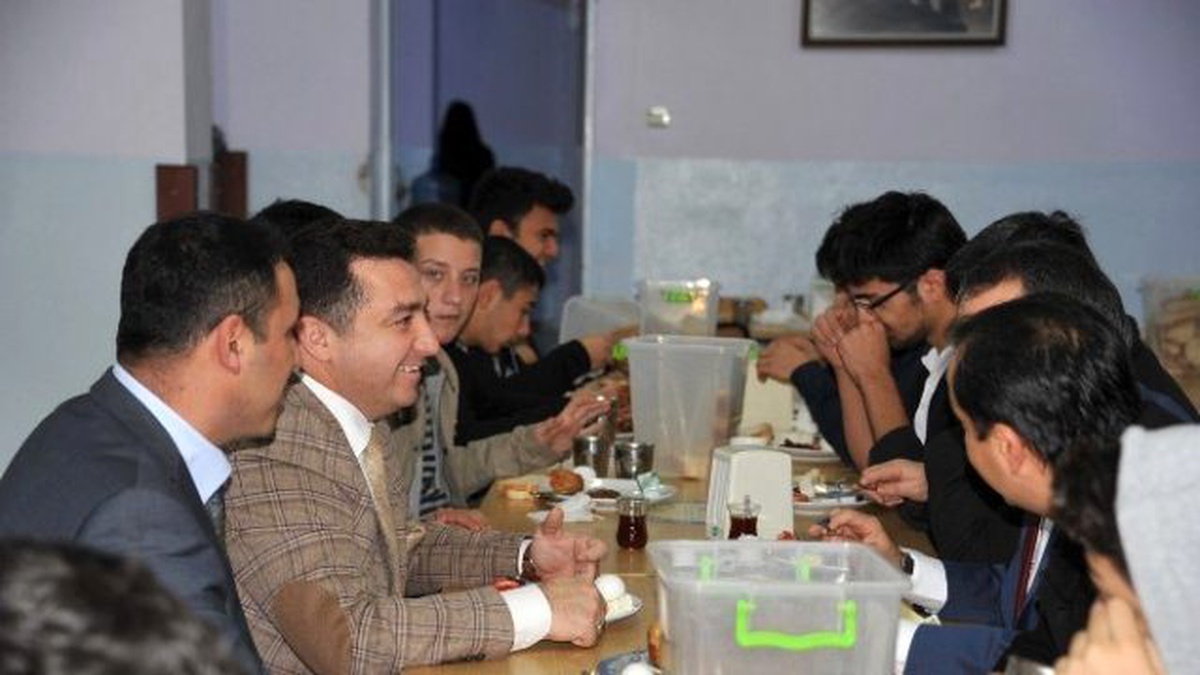 Başkan Bakıcı, Mustafa Şeker Anadolu Lisesi Öğrencileriyle Buluştu