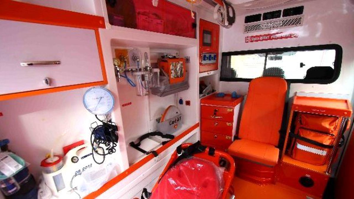 Bayraklı\'da Ambulanslar Modernize Edildi