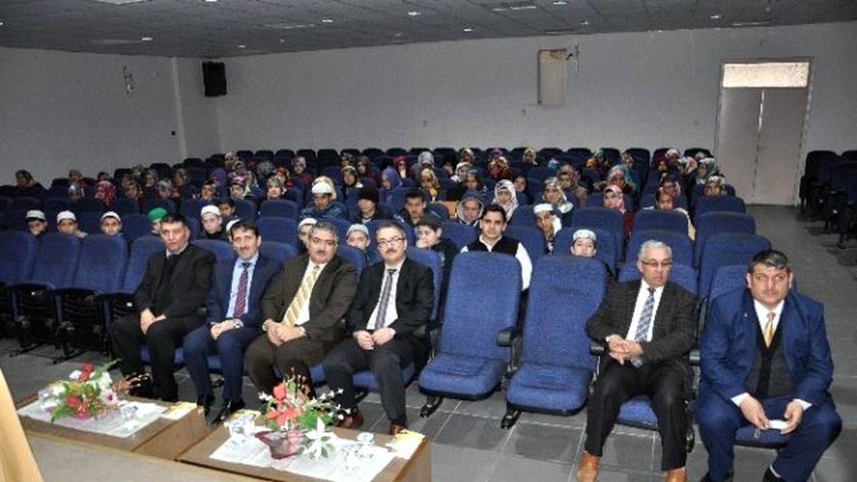 Bozüyük\'te Hafızlık Yolu Motivasyonu Semineri Verildi