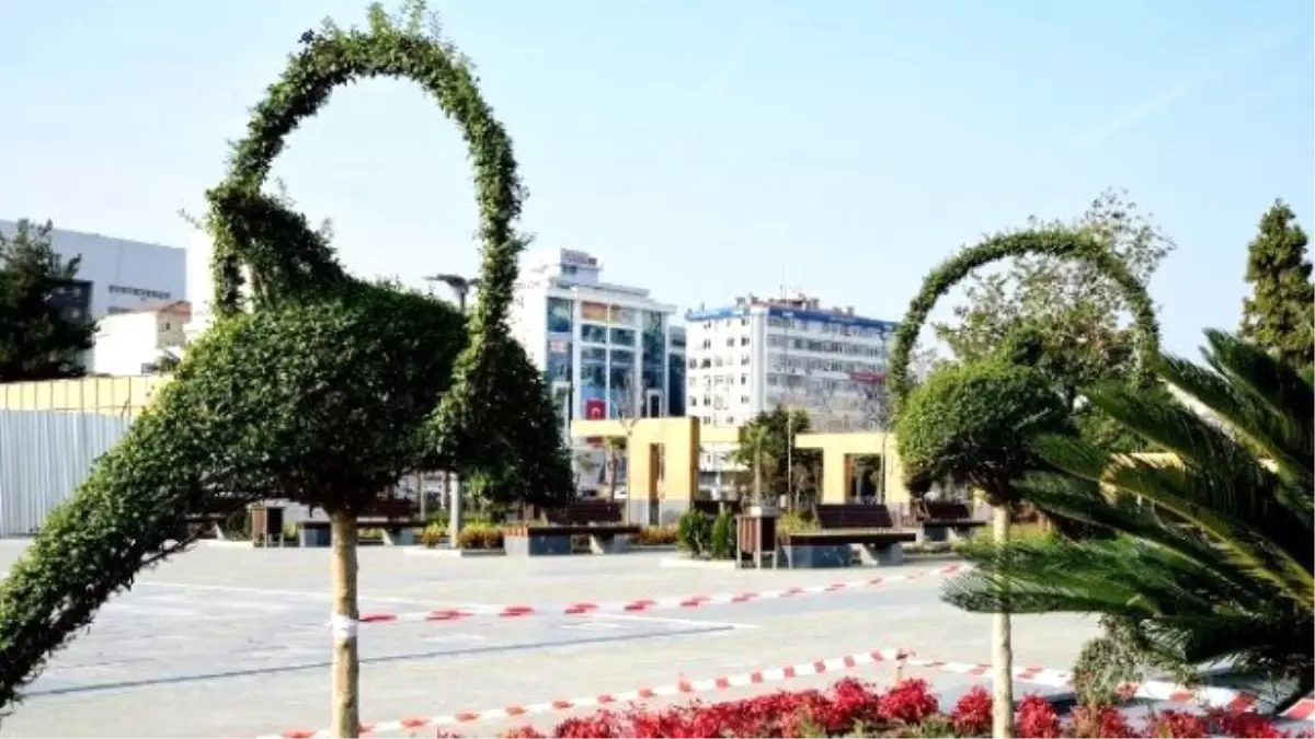 Büyük Otel\'in Yeri Park Oldu