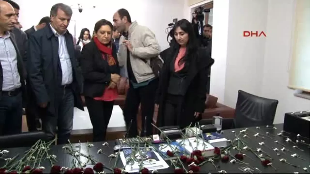 Diyarbakır - Yüksekdağ: Tankın Zulmüne Karşı Olduğunu İfade Edenler Bugün Tankların Gölgesinde...