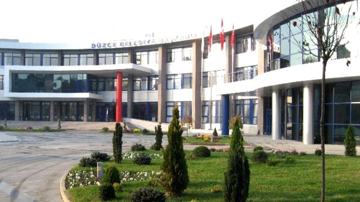 Düzce\'de Prefabrike Yapılar İçin Yıkım Kararı Alındı