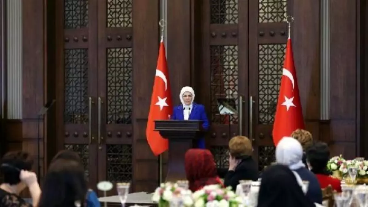 Emine Erdoğan: Gerçek Bir Müslümanın Terör Düşüncesiyle Alakası Olamaz