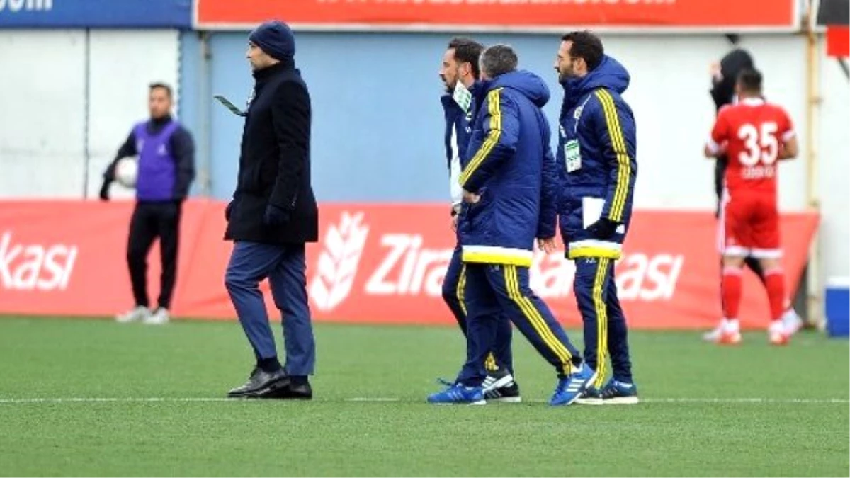 Fenerbahçe Maçında Taş Yağmuru