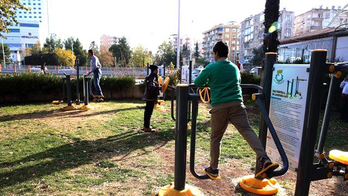 Haliliye\'de Sağlıklı Yaşama Fitness Desteği