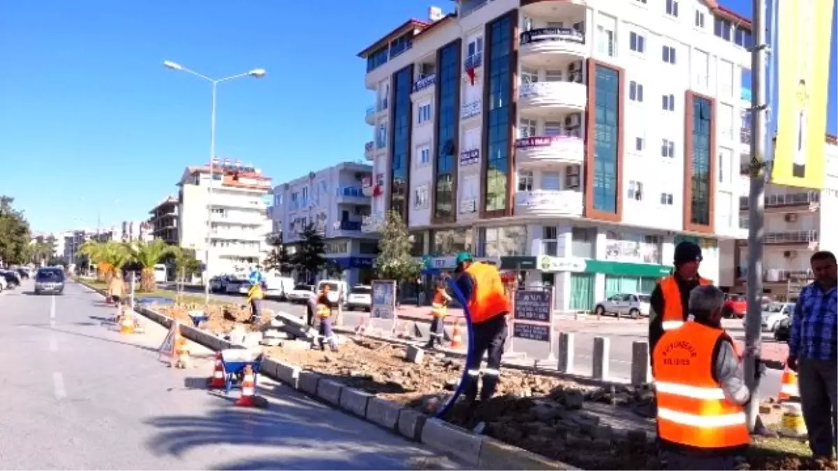 Manavgat\'ta Kontrolsüz İki Kavşak Trafiğe Kapatıldı