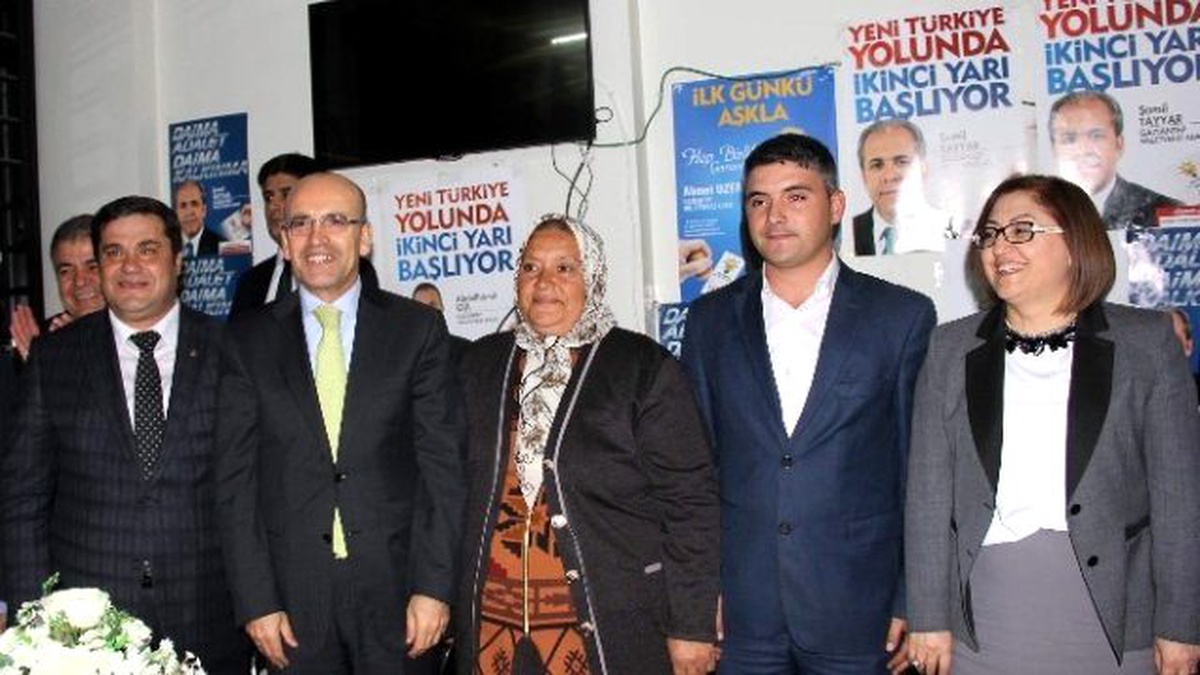 Mehmet Şimşek\'ten Nurdağı\'na Ziyaret