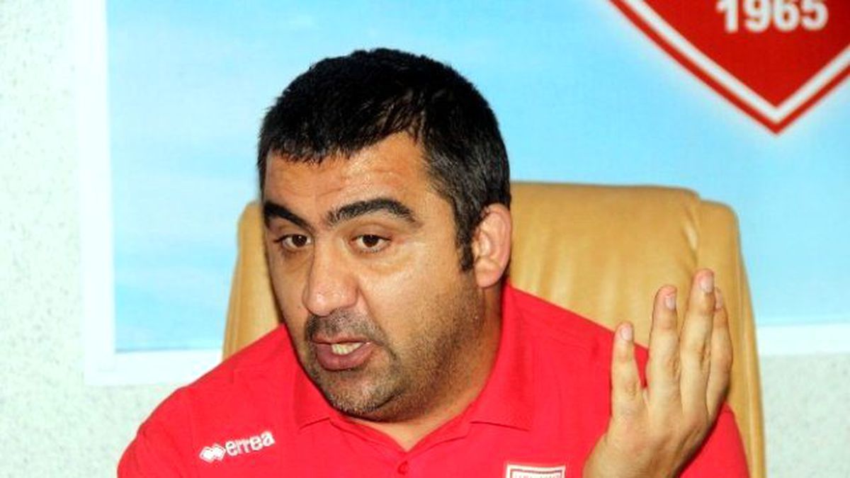 Özat, Sosyal Medyadan Bombalamaya Devam Ediyor