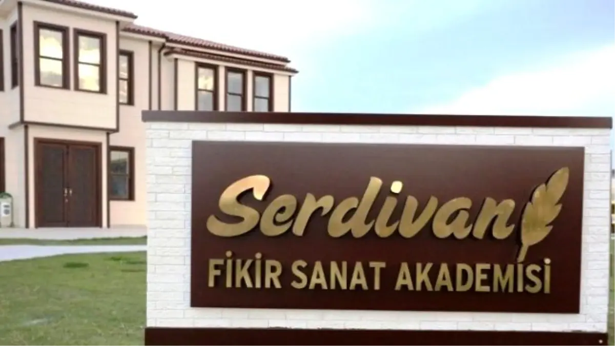 Serdivan Akademi Duayen İsimleri Ağırlamaya Devam Ediyor