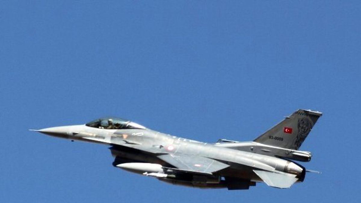 TSK, Diyarbakır'daki Hava Üssünü Turuncu Alarma Geçirdi