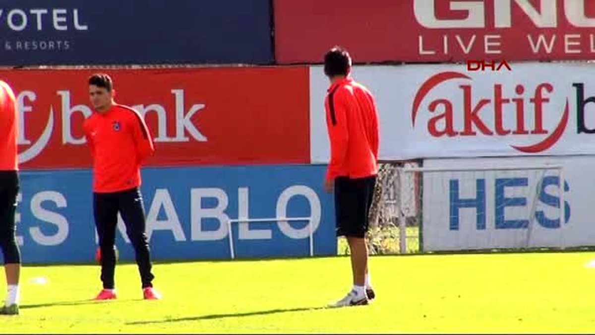 Trabzonspor\'da Affedilen Futbolcular Antrenmana Çıktı