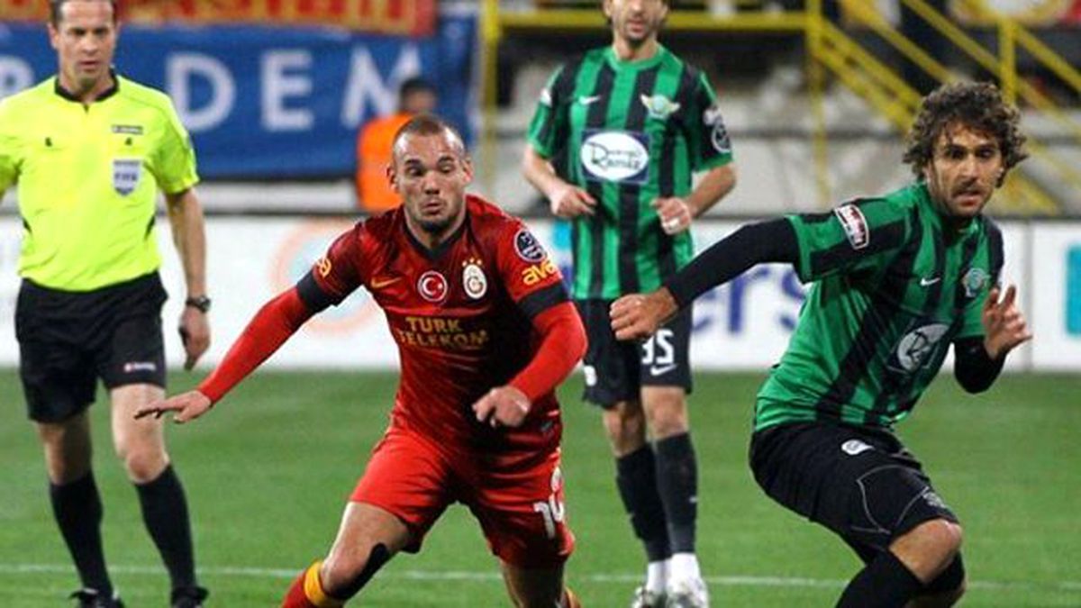 Galatasaray Akhisar maç özeti (GS Z.T.K geniş özet )