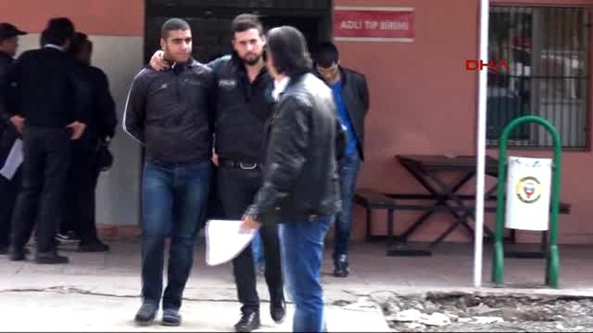 Adana Polis, Eroin Paketlerken Yakaladı