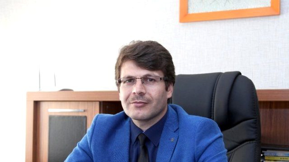 Ahlat\'ta "Her Kur\'an Kursunun ve Her Caminin Bir Yetim Kardeşi Var" Kampanyası