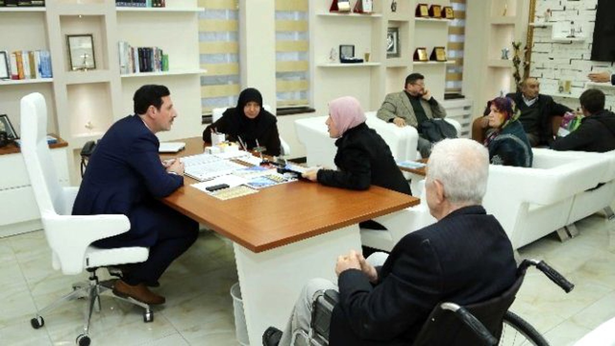 Başkan Tok, Halkın Sorunlarını Dinliyor