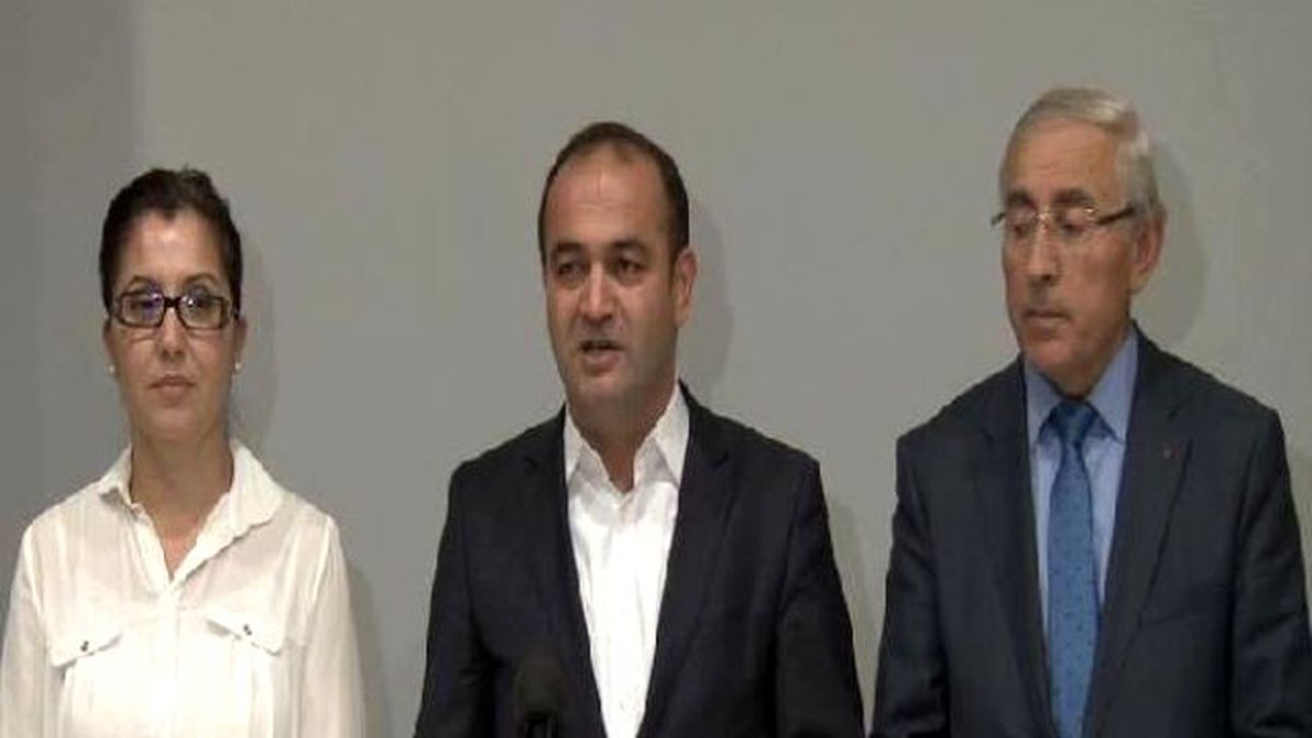 CHP İstanbul İlçe Başkanlarından Eren Erdem\'e Destek Bildirisi...