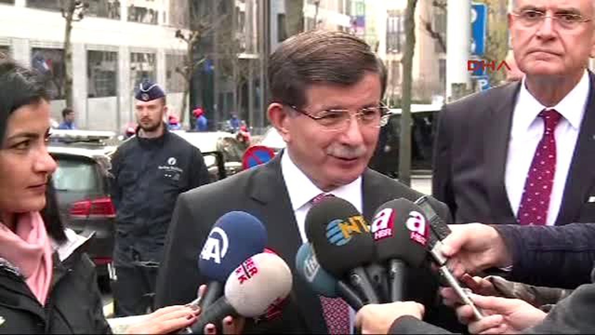 Davutoğlu ?türkiye Dışlandığı Zaman ya da Araya Mesafe Girdiği Zaman Aradaki Psikolojik Engeller...