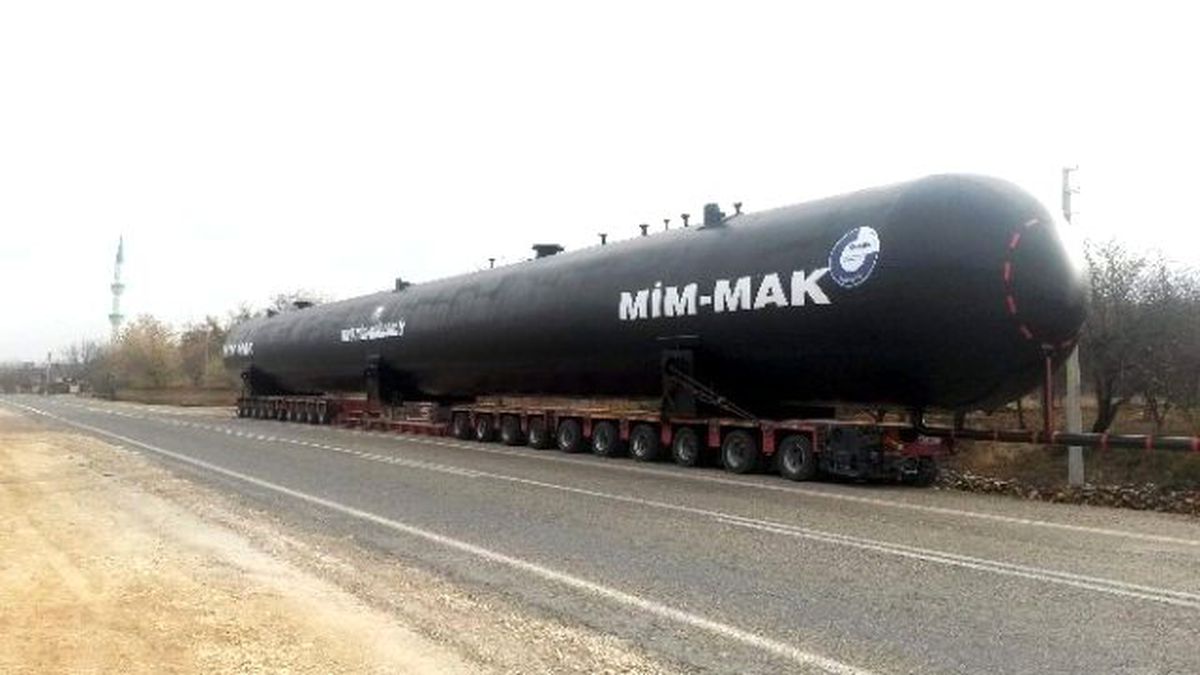 Dev Tanklar 80 Tekerlekli Dorseler ile Taşınıyor