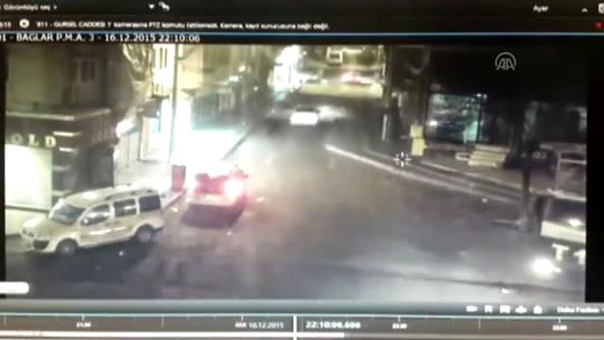 Diyarbakır'da Polise Bombalı Saldırı Kamerada