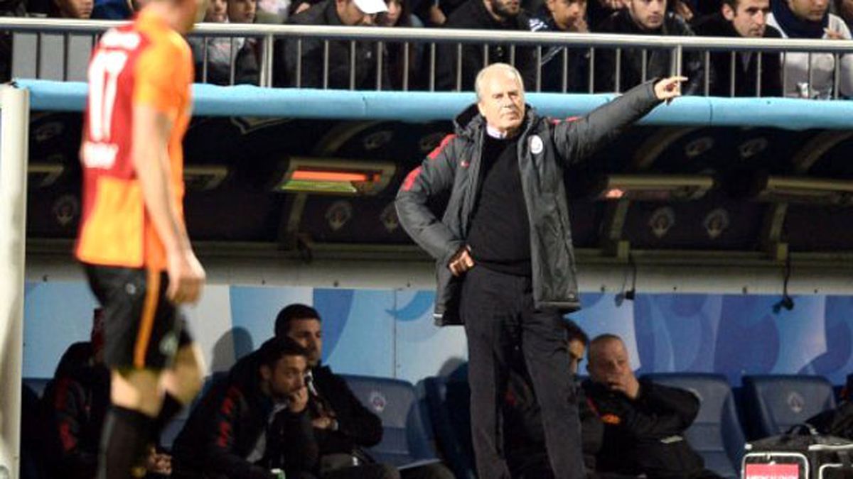 Mustafa Denizli, Mevlüt Erdinç'i İstiyor