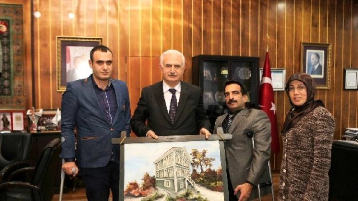 Türkiye Sakatlar Derneği Erzurum Şube Başkanlığı\'ndan Rektör Koçak\'a Ziyaret