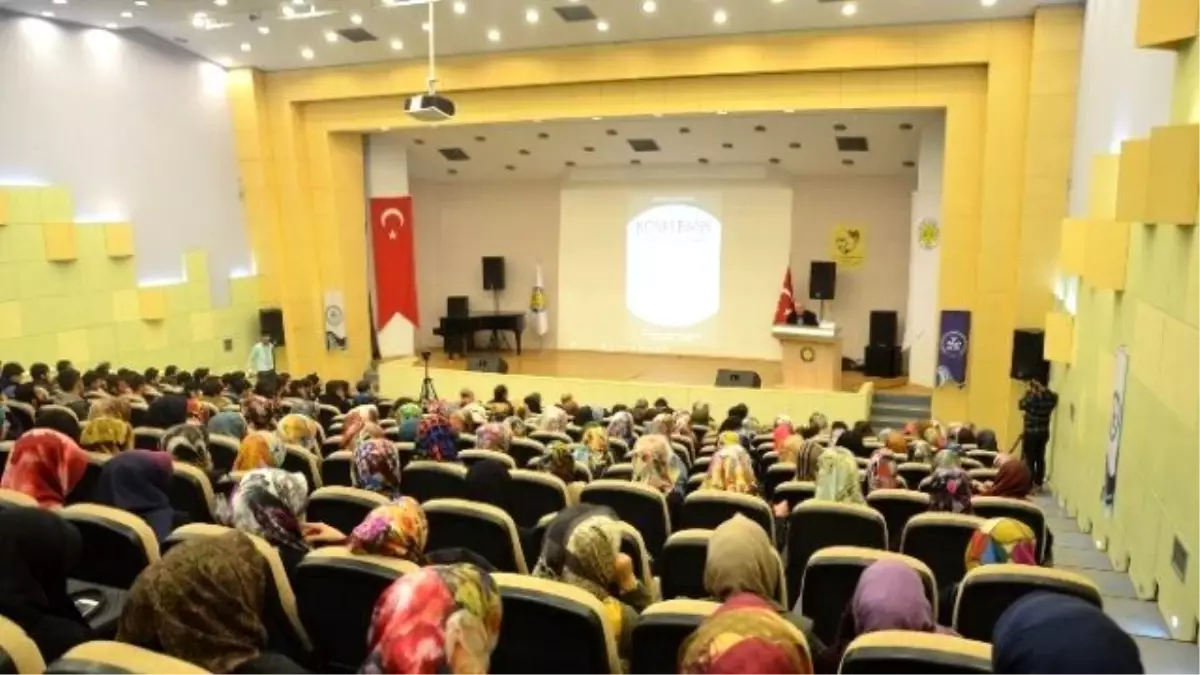 Üniversitede Mevlana\'yı Anlama Programı Düzenlendi