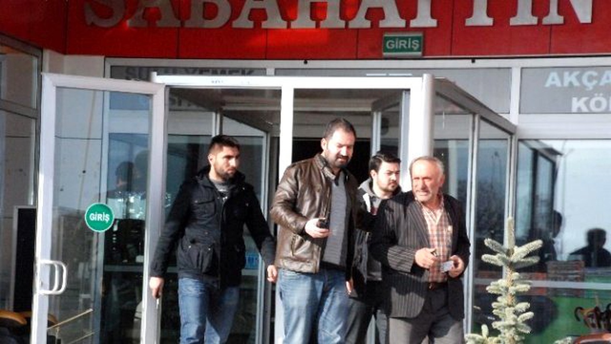 Bindiği Otobüs Mola Verince Dolandırılmaktan Kurtuldu
