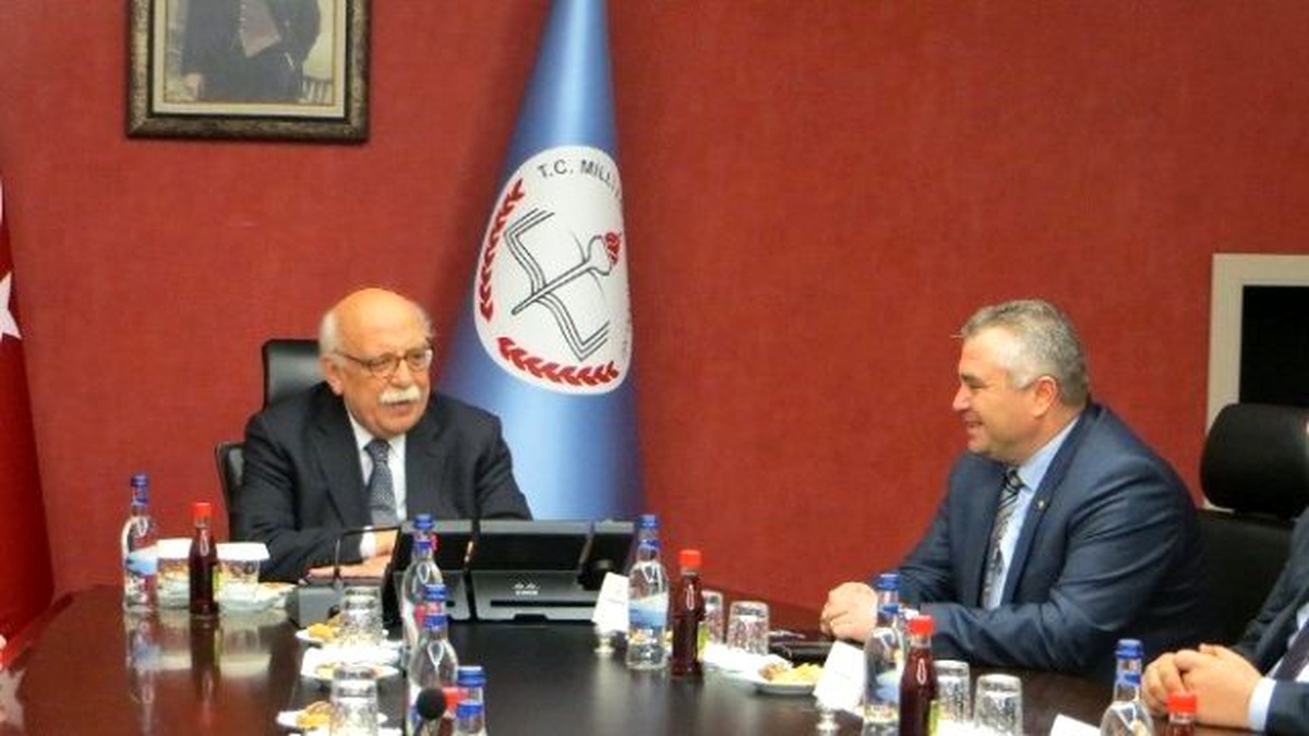 Bozüyük Tso Yöneticileri Bakan Avcı\'yı Ziyaret Etti
