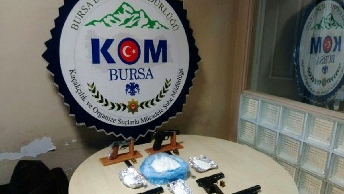 Bursa\'da Terör ve Uyuşturucu Operasyonu: 12 Gözaltı