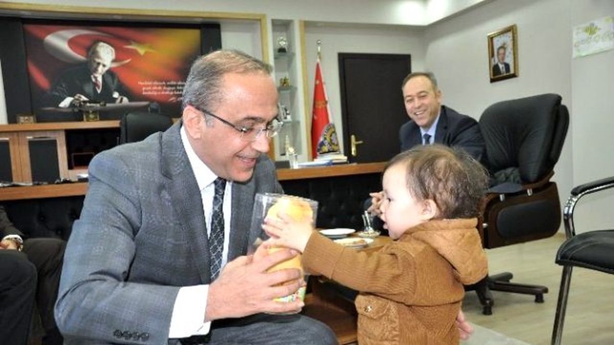 Erzincan Emniyetine Göçmenlerden Ziyaret
