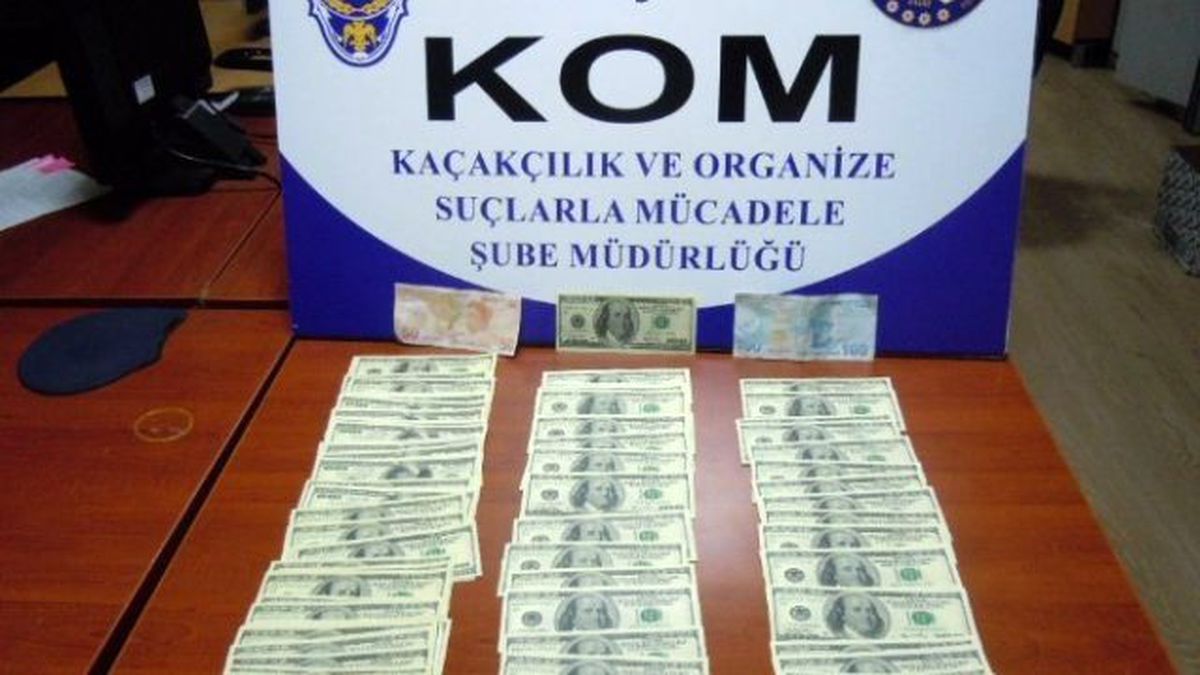 Eskişehir\'de Kaçak Sigara ve Sahte Para Operasyonu