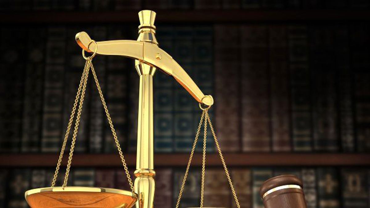 Cumhuriyet Savcısı, Hâkim ve Savcı Sınavı'da 90 Puan Alan Kızı Mülakatta Elenince İsyan Etti