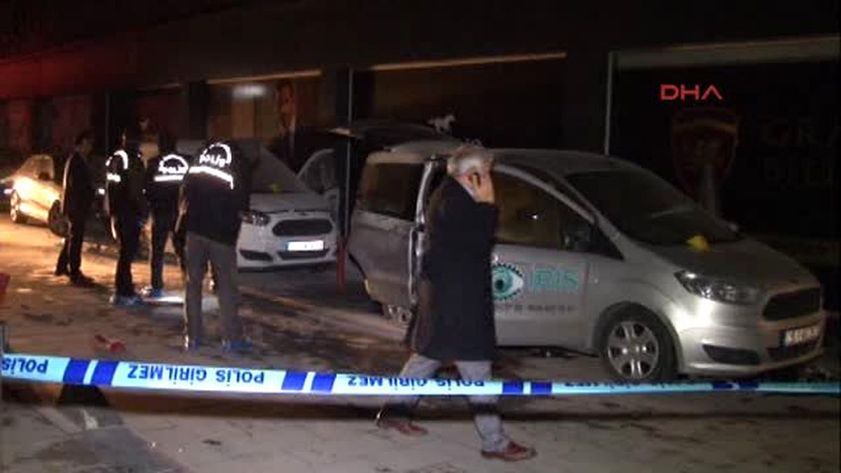 İstanbul\'da 2 İlçede 6 Araç Kundaklandı