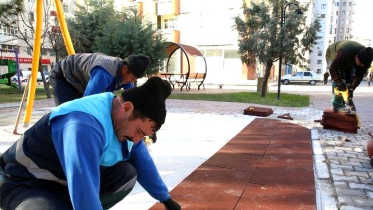 Kocasinan, Oyun Alanlarını Güvenli Hale Getiriyor