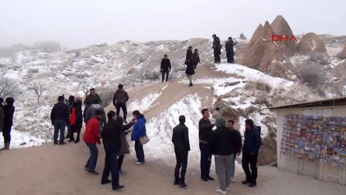 Nevşehir - Sis ve Kırağı Kaplı Peribacaları Bir Başka Güzel