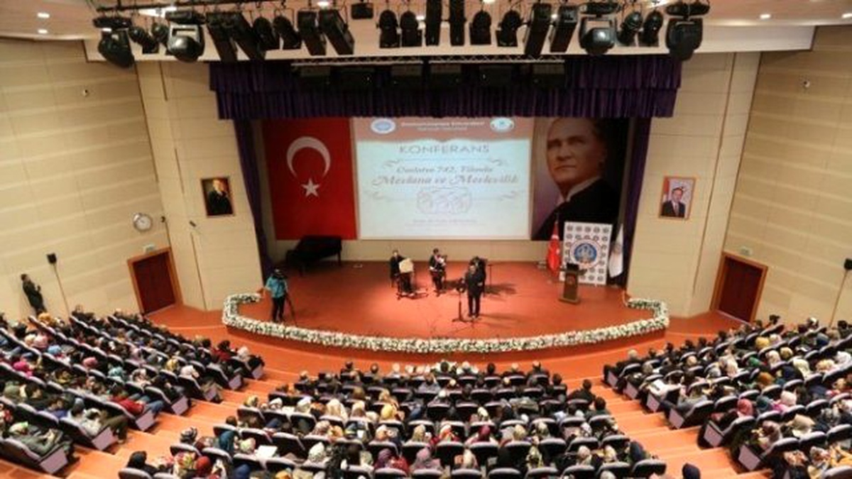 Tokat\'ta "Mevlana ve Mevlevilik" Konferansı