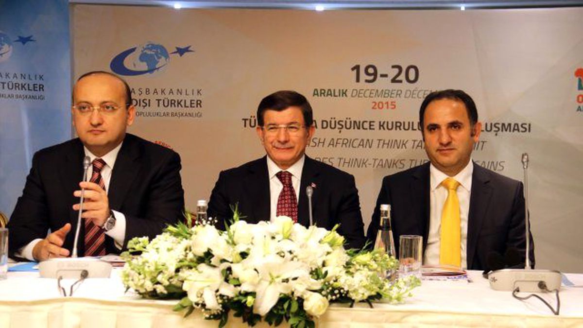 Davutoğlu: İlk Kez İş Bulan Gençlerimizin Maaşlarını 1 Yıl Boyunca Devlet Ödeyecek