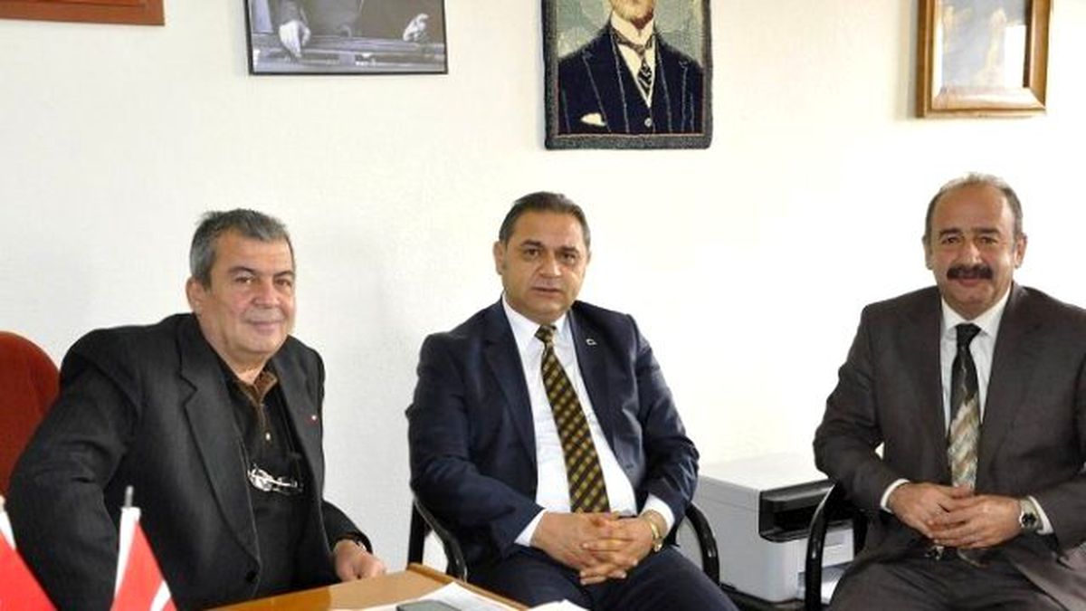 Gürün Belediye Başkanı Çiftçi\'den, CHP İlçe Başkanı Küçük\'e Ziyaret