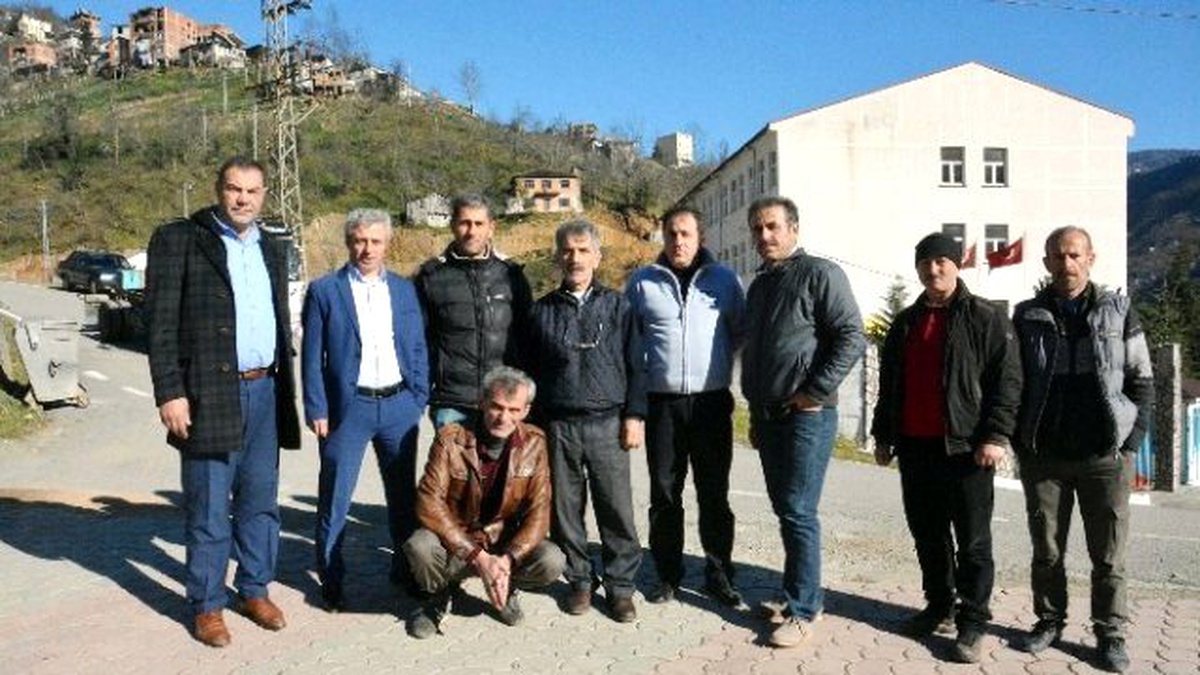 Öğrenciler 8 Yıldır Ülkü Öğretmeni Bekliyor