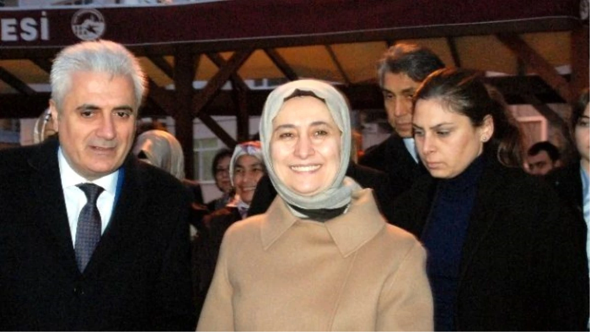 Sare Davutoğlu: "Sağlık Merkezleri Adeta Şifa ve Şefkat Kucağı Gibi"