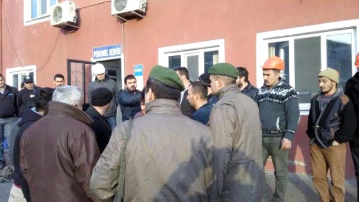 Soma\'da Eylemci 11 Madenci Gözaltına Alındı
