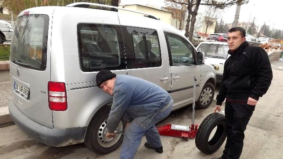Tamircilerde Kış Lastiği Yoğunluğu